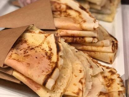 Pasta & Crepe Live Stations: A Unique Dining Experience