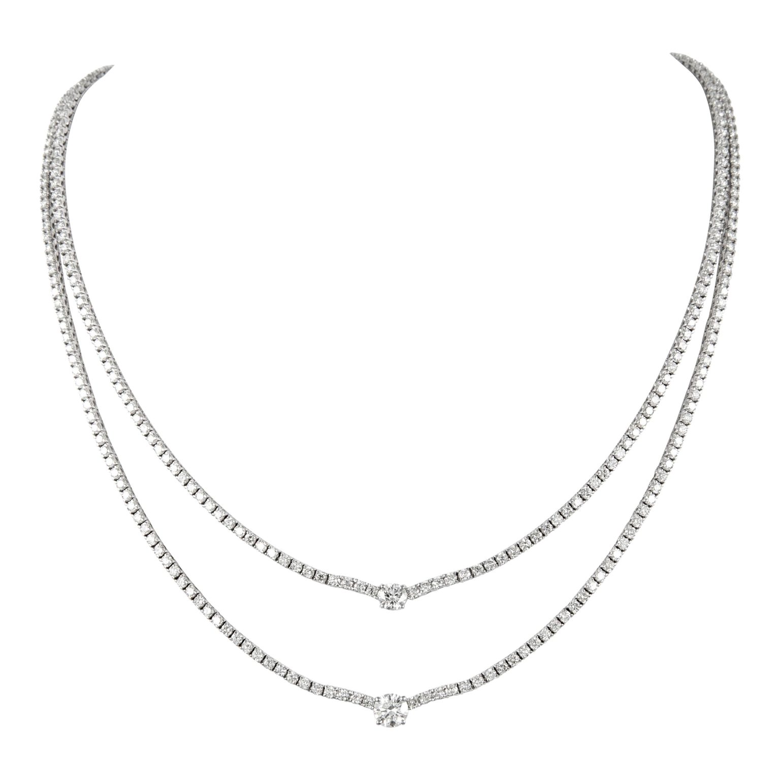 Radiant Beauty with a Handcrafted White Gold Diamond Necklace