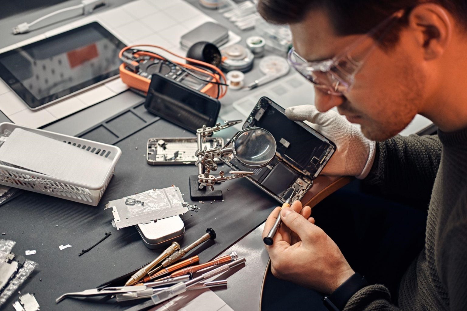 How Long Does a Phone Repair Take in Edmonton?